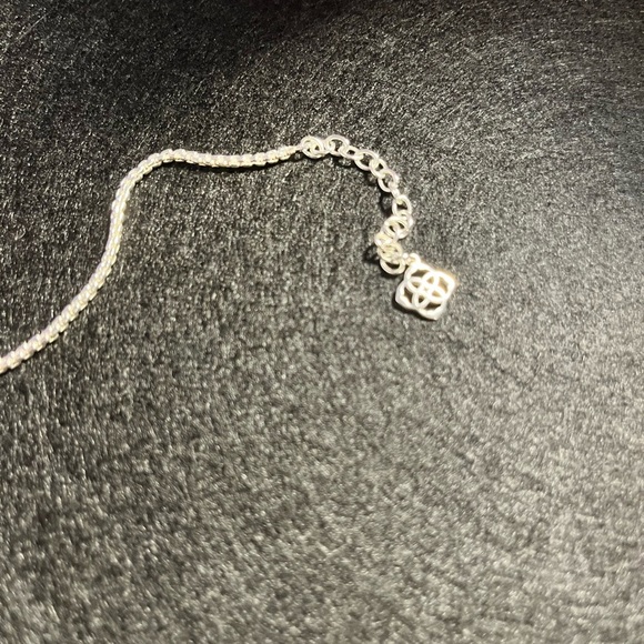 NWOT Kendra Scott Patricia Necklace - Picture 2 of 4